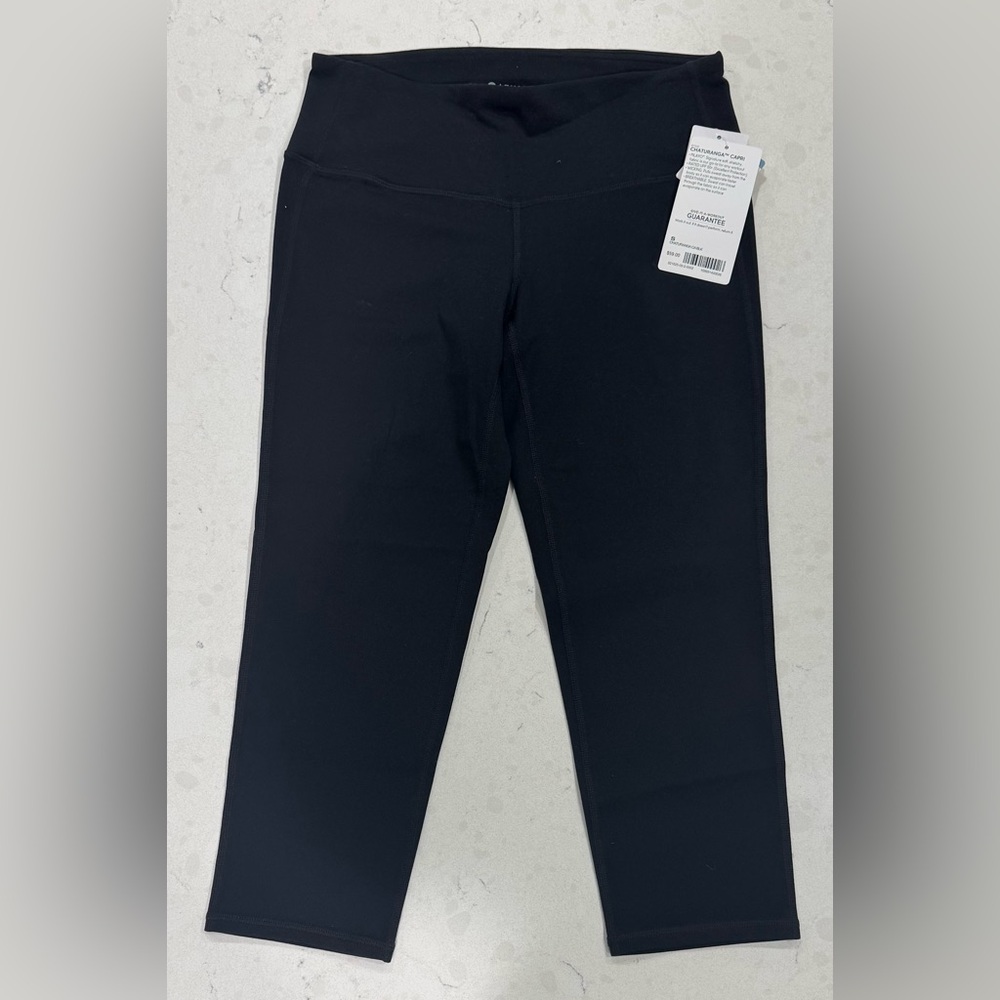 NWT, Athleta Chaturanga Capri in black, size small